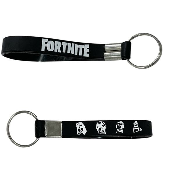 Fortnite Rubber Logo Ring Keychain Black White Video Gaming Fandom Llama - Picture 1 of 2